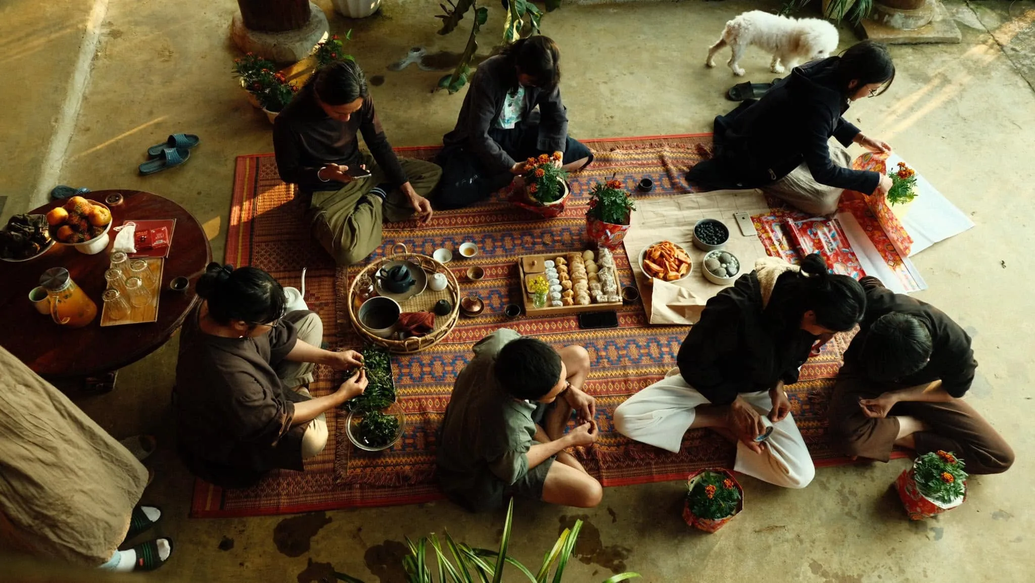 người-trong-nhà
